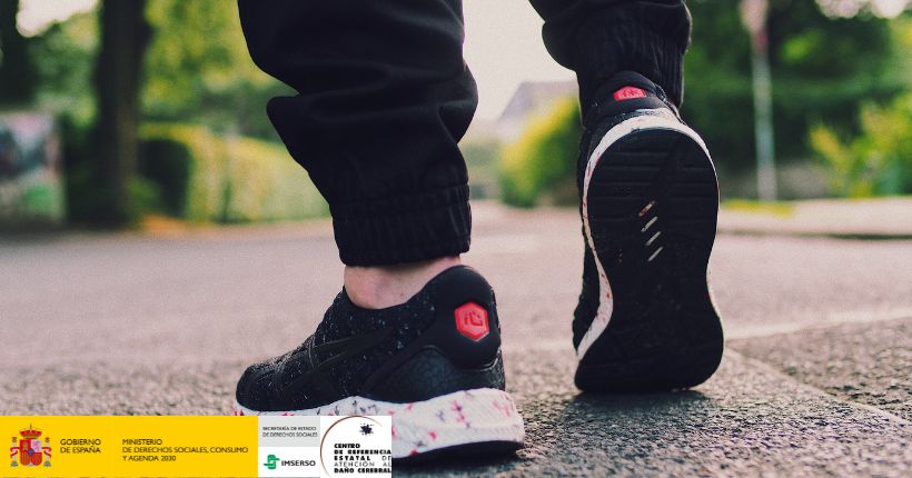 Relación entre el momento cercano a la caída y la dirección de la marcha en personas con ictus subagudo