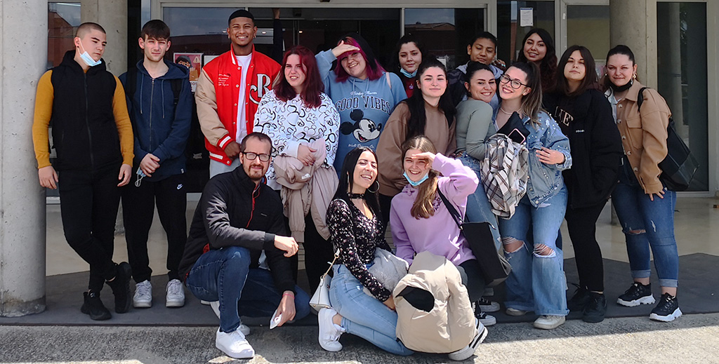 Los alumnos que visitaron el Centro Los alumnos que visitaron el Centro