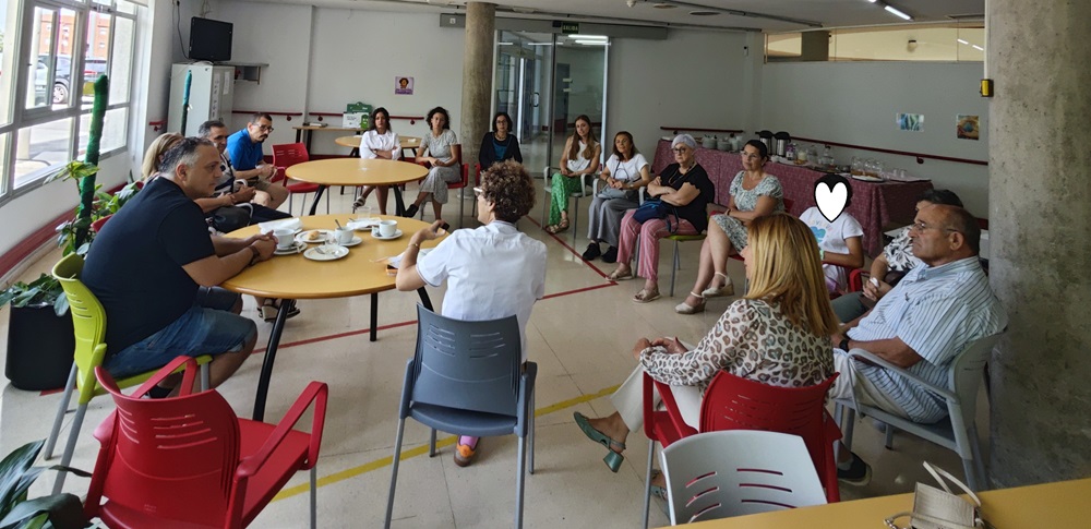 Presentación de Jornada de Puertas abiertas y visualización del documental.